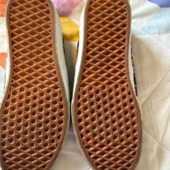 Marvel Comic Print Sneakers - Picture 4 of 5